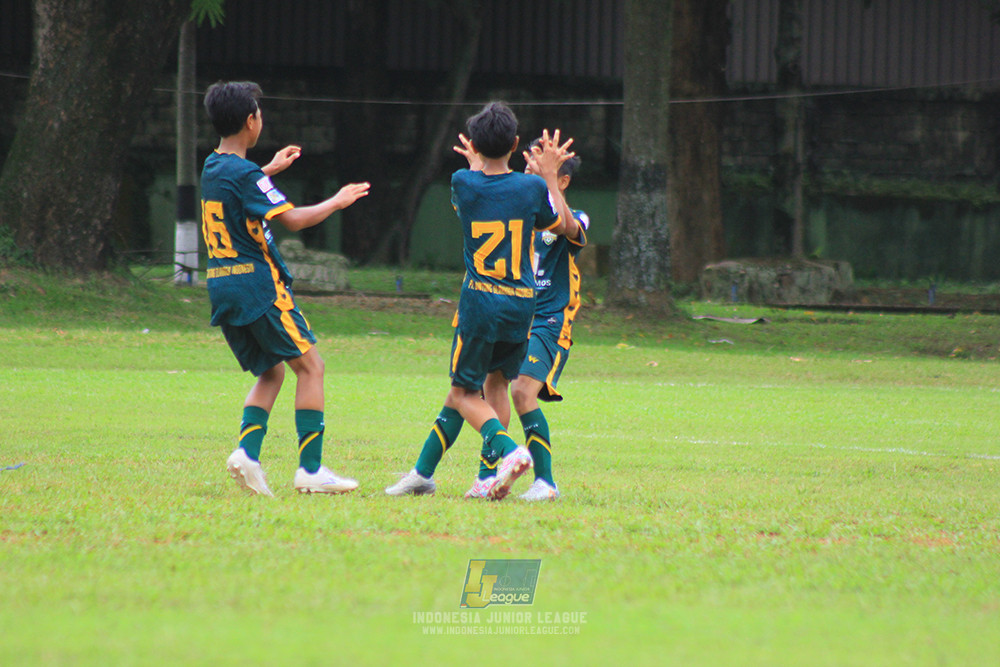 ijl bi 8 u13 100125 sparta 1979 vs newland fa