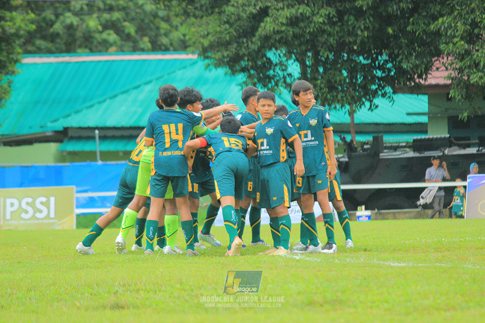 ijl bi 8 u13 100125 sparta 1979 vs newland fa