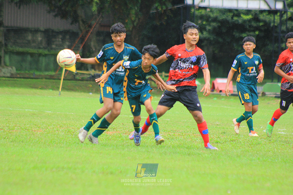 ijl bi 8 u13 100125 sparta 1979 vs newland fa