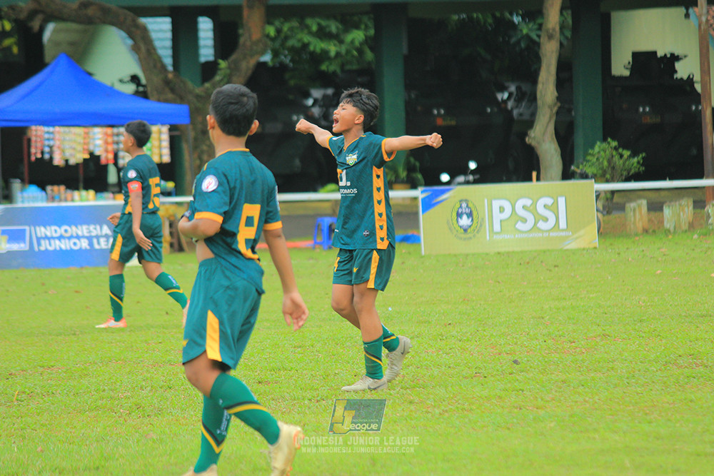 ijl bi 8 u13 100125 sparta 1979 vs newland fa