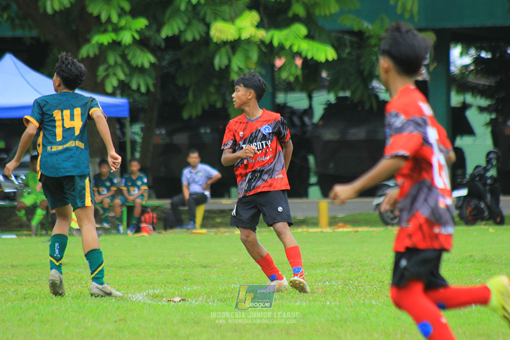 ijl bi 8 u13 100125 sparta 1979 vs newland fa