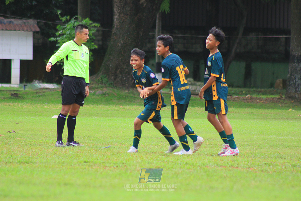 ijl bi 8 u13 100125 sparta 1979 vs newland fa