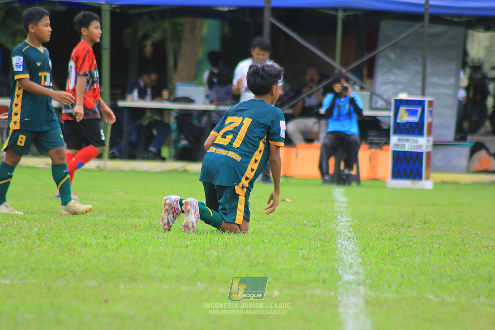 ijl bi 8 u13 100125 sparta 1979 vs newland fa