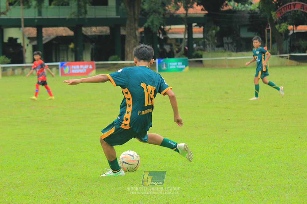 ijl bi 8 u13 100125 sparta 1979 vs newland fa