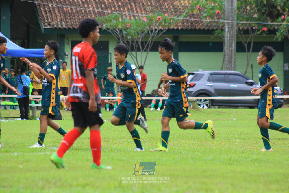 ijl bi 8 u13 100125 sparta 1979 vs newland fa