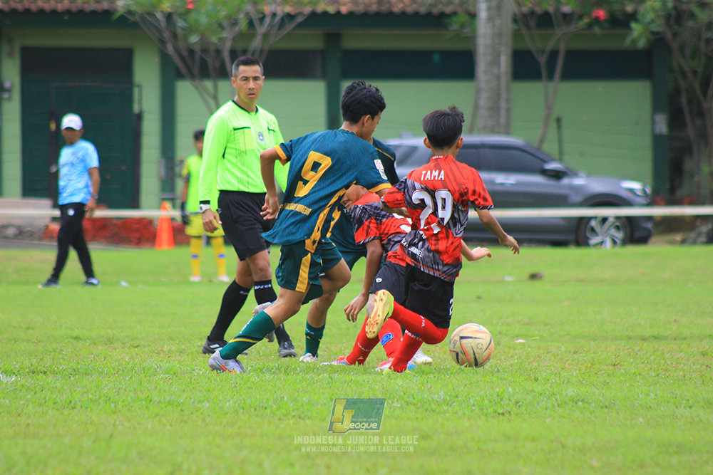 ijl bi 8 u13 100125 sparta 1979 vs newland fa