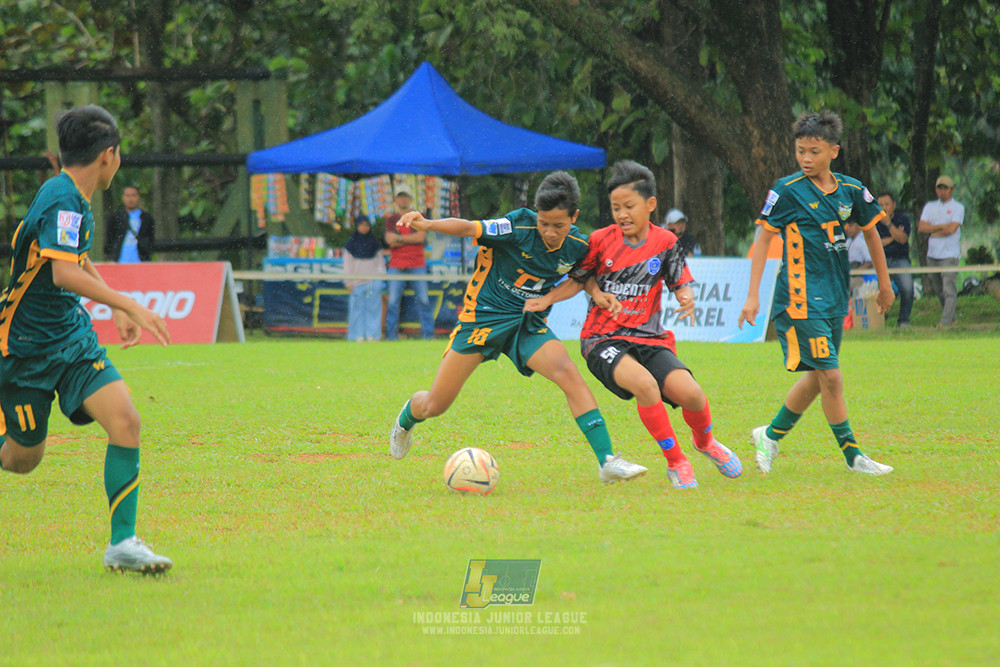 ijl bi 8 u13 100125 sparta 1979 vs newland fa