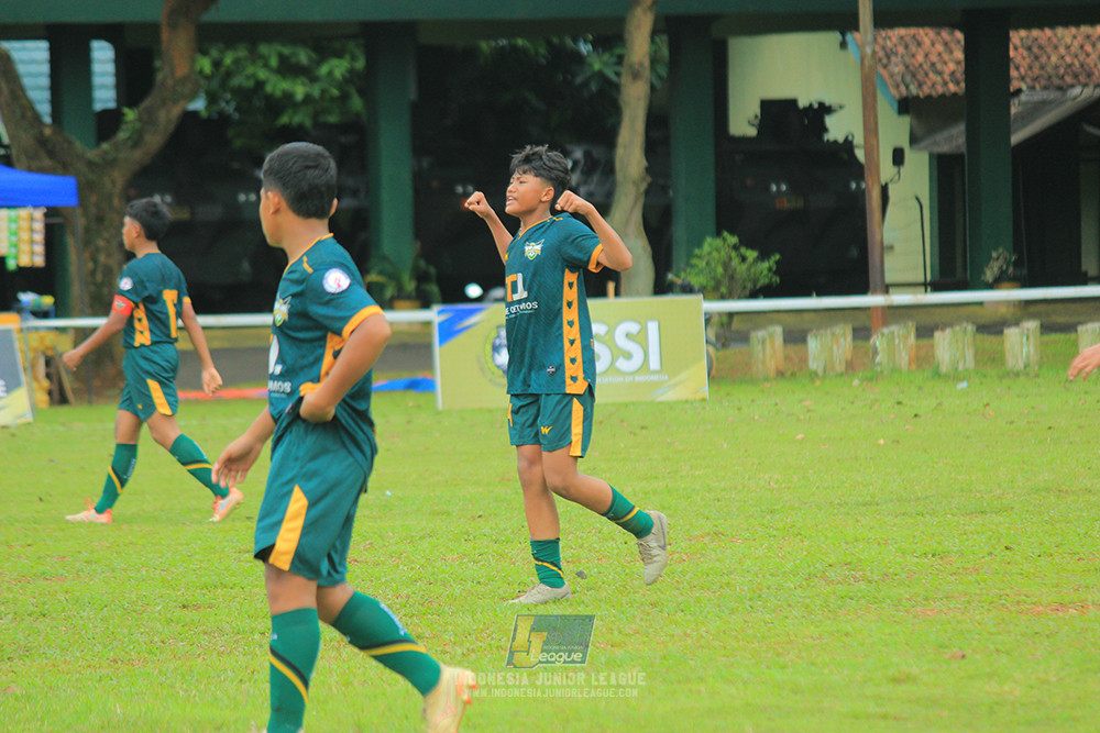 ijl bi 8 u13 100125 sparta 1979 vs newland fa