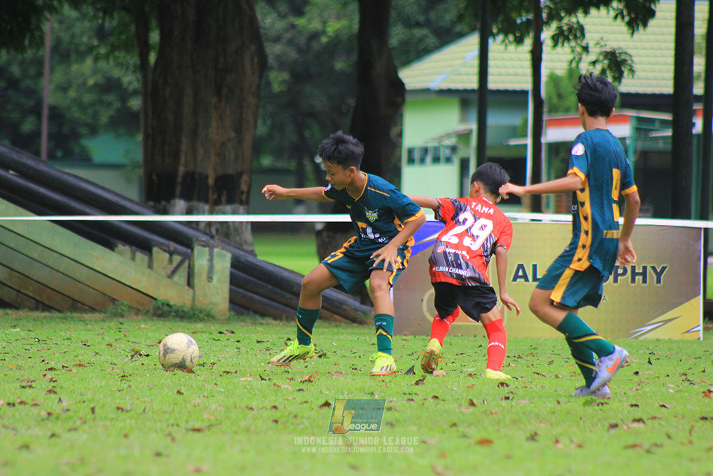 ijl bi 8 u13 100125 sparta 1979 vs newland fa