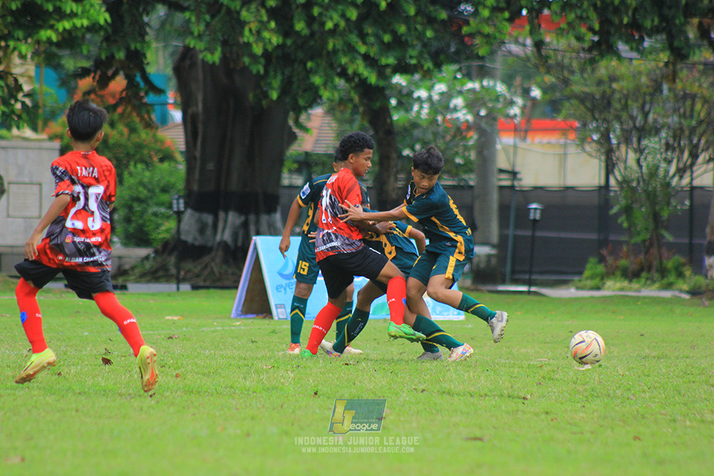 ijl bi 8 u13 100125 sparta 1979 vs newland fa