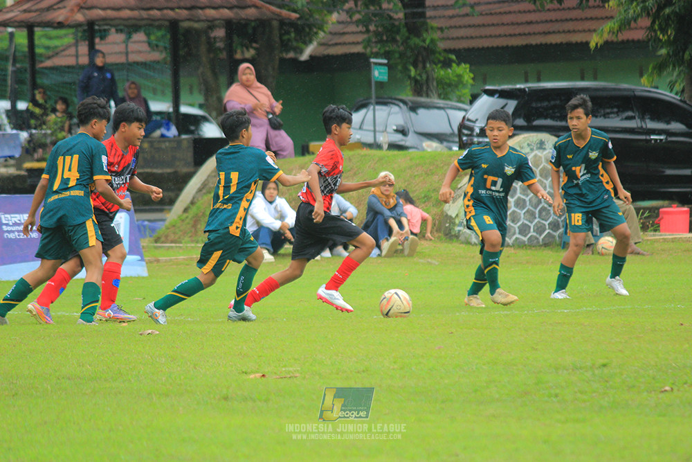 ijl bi 8 u13 100125 sparta 1979 vs newland fa