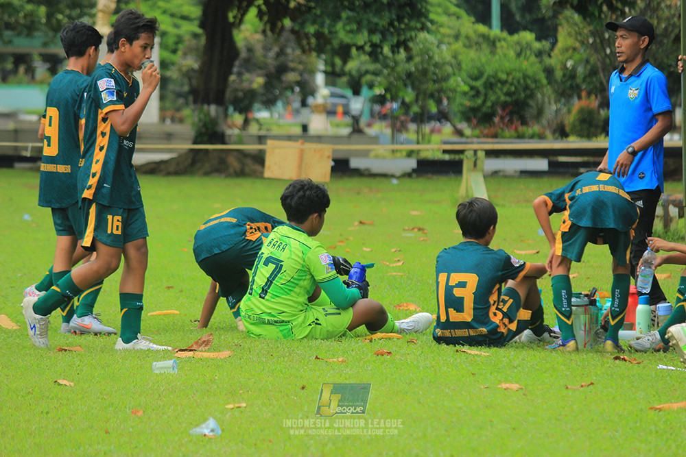 ijl bi 8 u13 100125 sparta 1979 vs newland fa