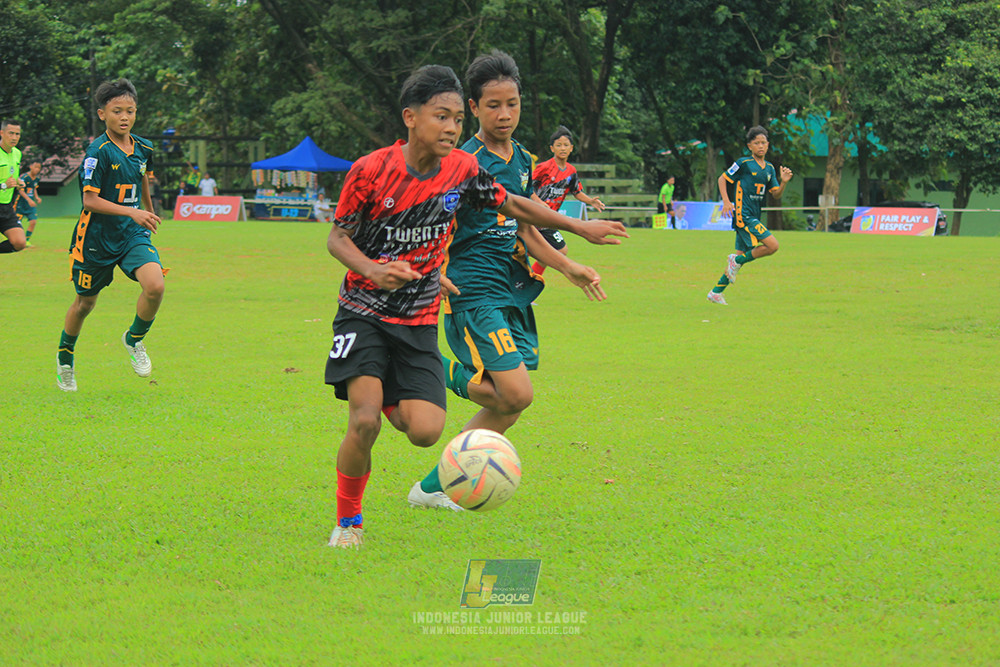 ijl bi 8 u13 100125 sparta 1979 vs newland fa