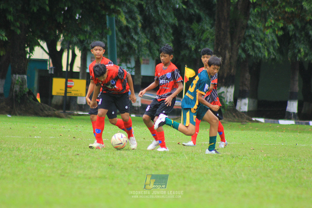 ijl bi 8 u13 100125 sparta 1979 vs newland fa