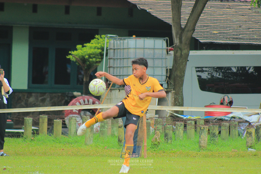 ijl big 8 champ u12 161125 binna banua fc blue vs newland fa