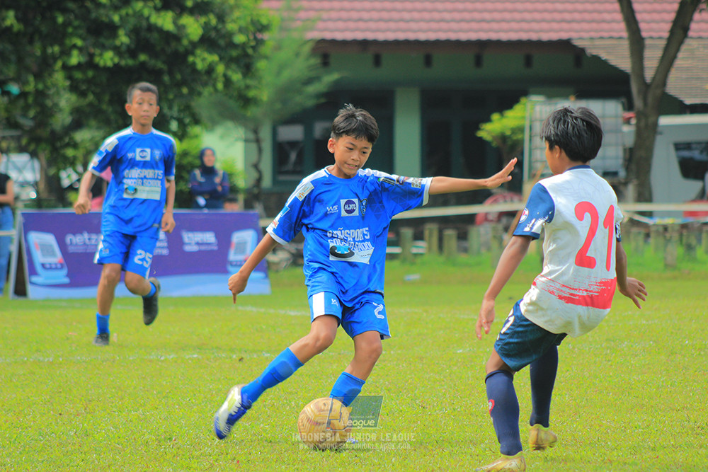 ijl big 8 champ u12 161125 wins soccer school vs binna banua fc blue