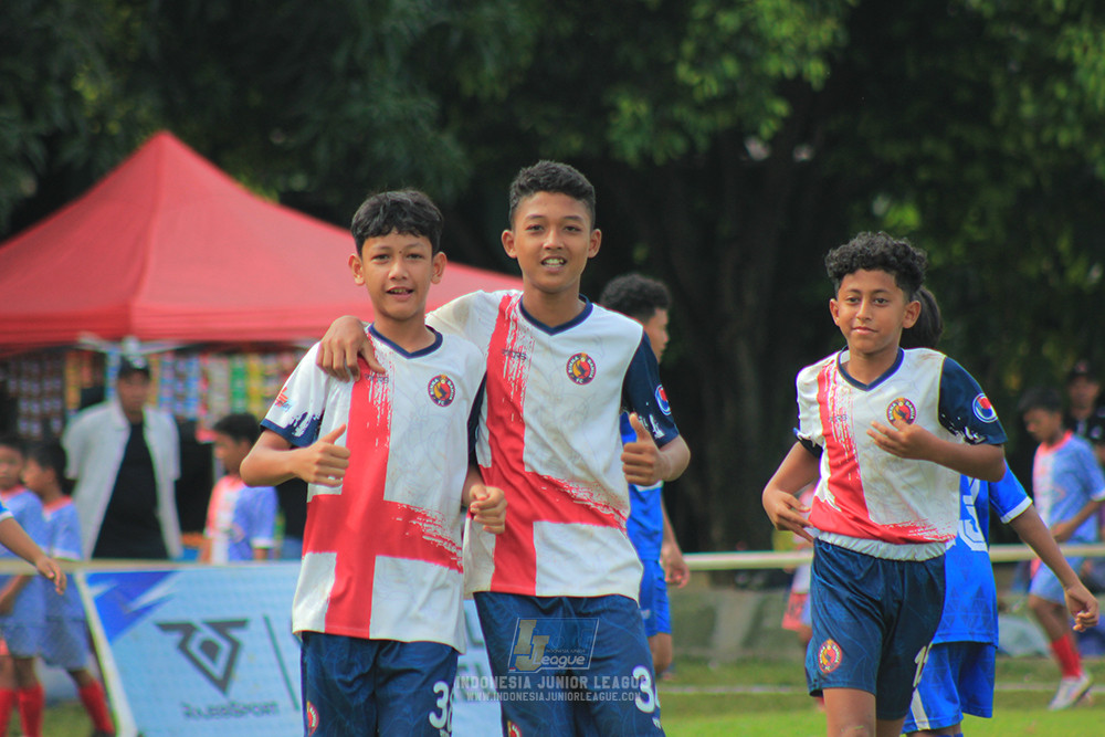 ijl big 8 champ u12 161125 wins soccer school vs binna banua fc blue
