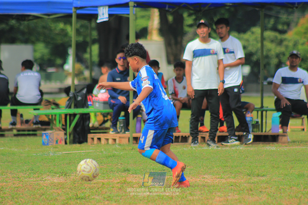 ijl big 8 champ u12 161125 wins soccer school vs binna banua fc blue