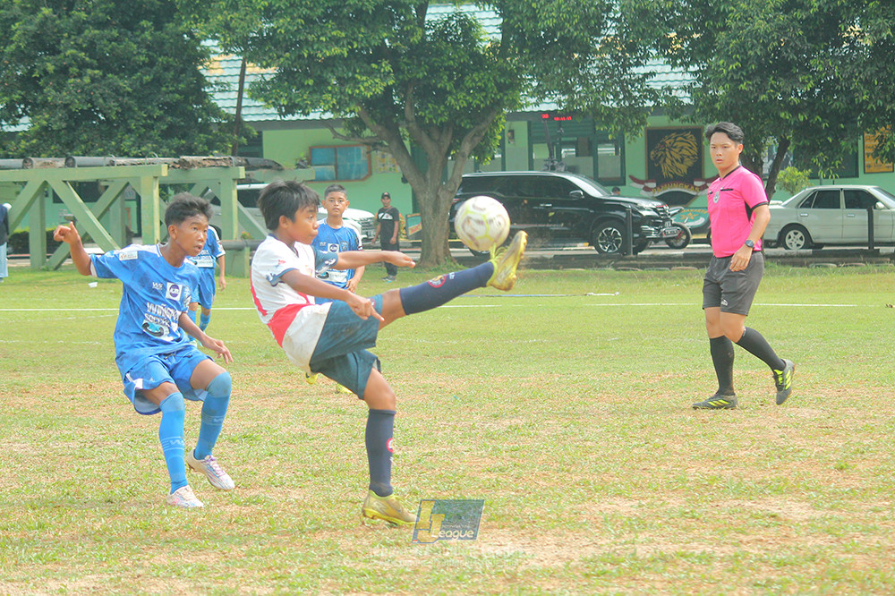 ijl big 8 champ u12 161125 wins soccer school vs binna banua fc blue