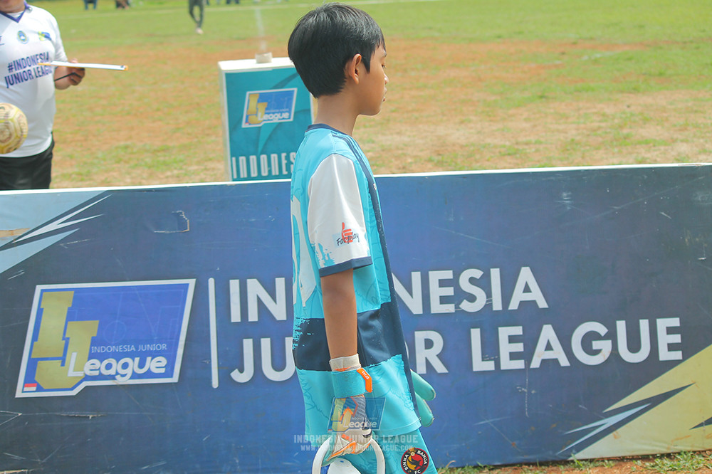 ijl big 8 champ u12 161125 wins soccer school vs binna banua fc blue