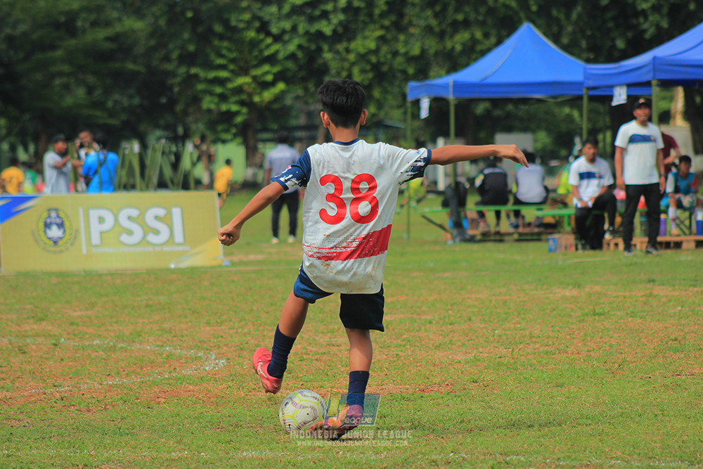ijl big 8 champ u12 161125 wins soccer school vs binna banua fc blue