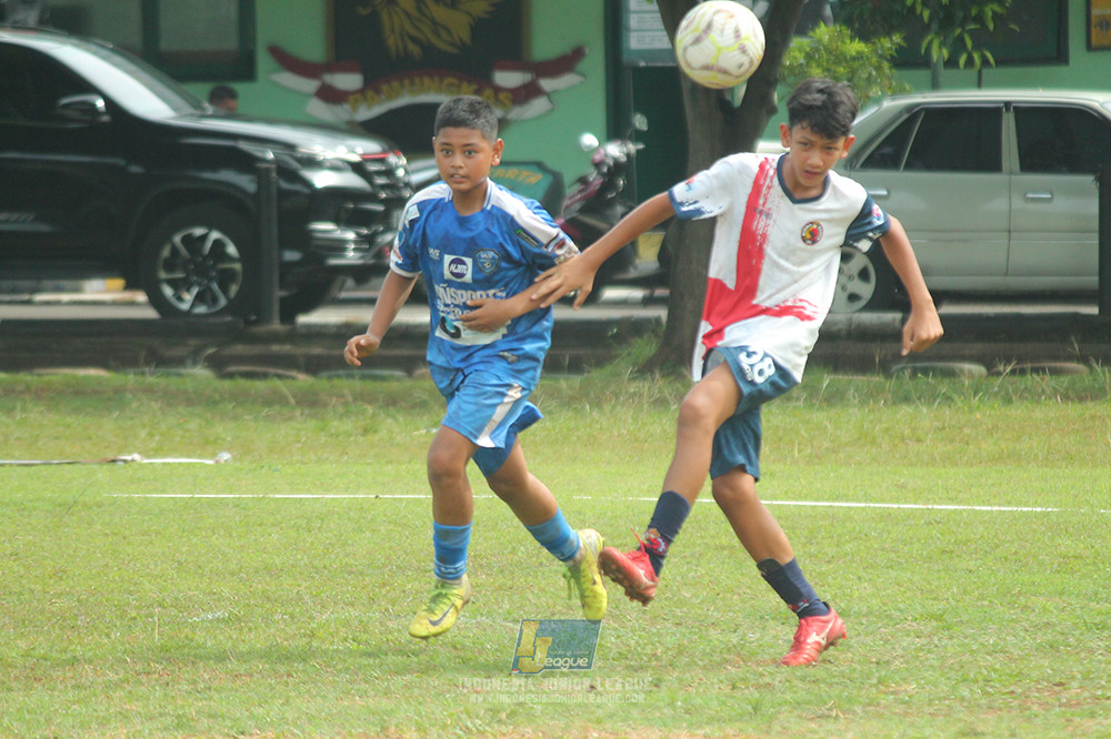 ijl big 8 champ u12 161125 wins soccer school vs binna banua fc blue