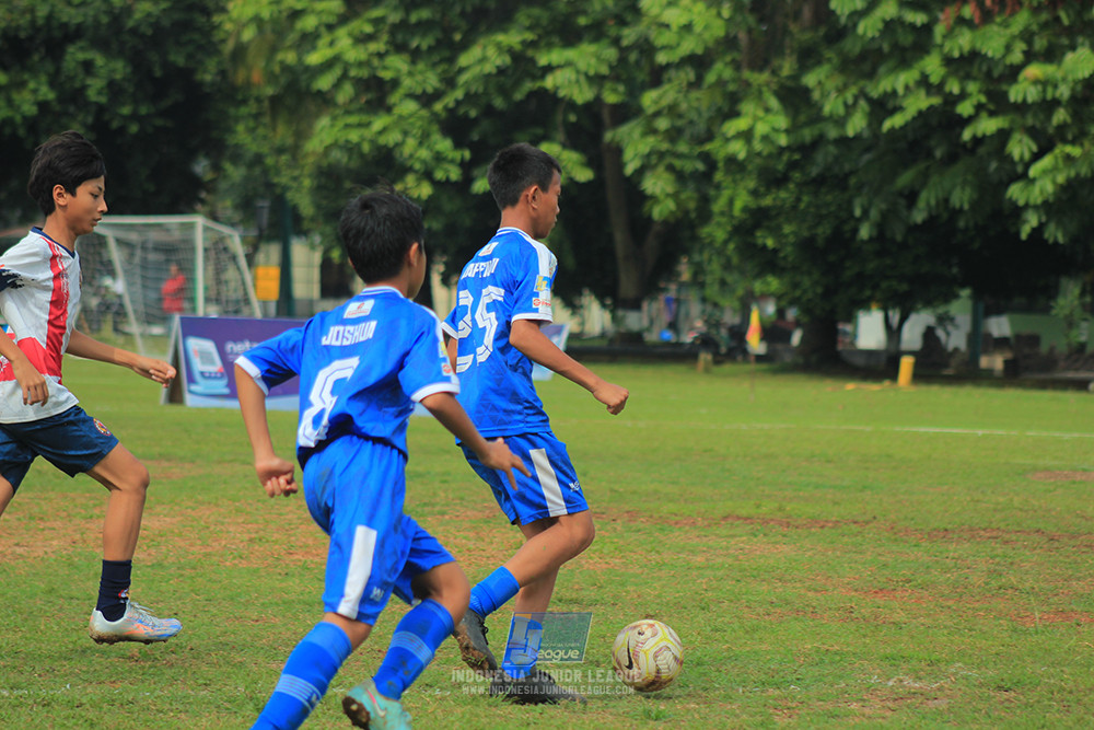 ijl big 8 champ u12 161125 wins soccer school vs binna banua fc blue