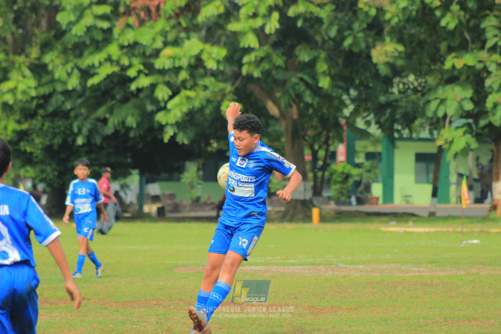 ijl big 8 champ u12 161125 wins soccer school vs binna banua fc blue