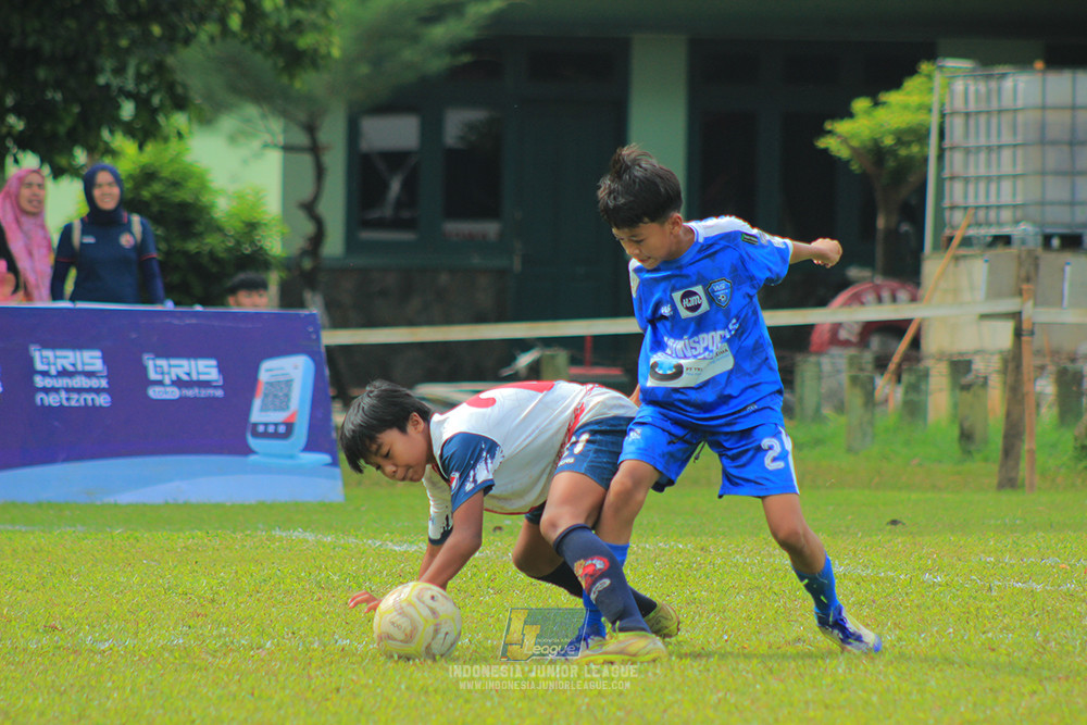 ijl big 8 champ u12 161125 wins soccer school vs binna banua fc blue