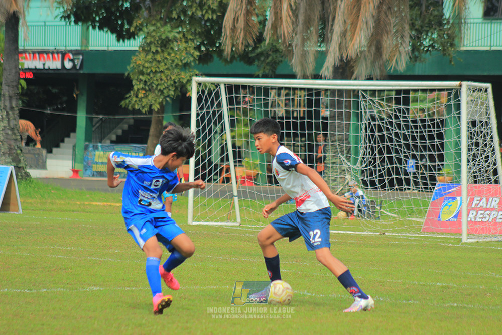 ijl big 8 champ u12 161125 wins soccer school vs binna banua fc blue