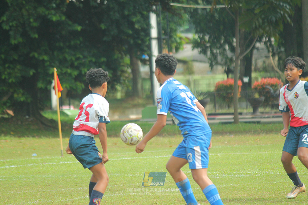 ijl big 8 champ u12 161125 wins soccer school vs binna banua fc blue
