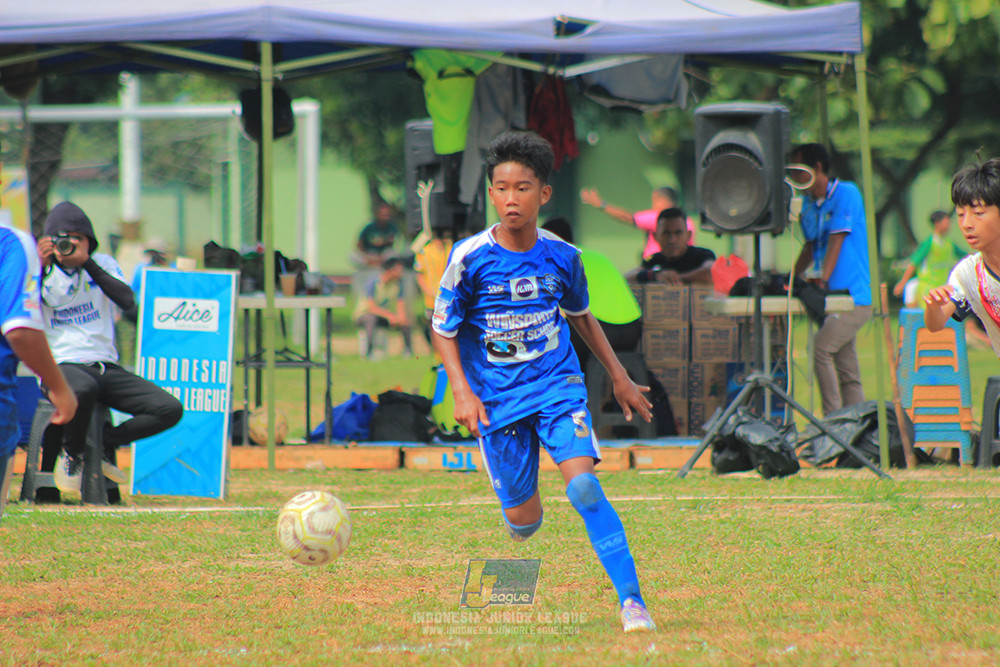 ijl big 8 champ u12 161125 wins soccer school vs binna banua fc blue