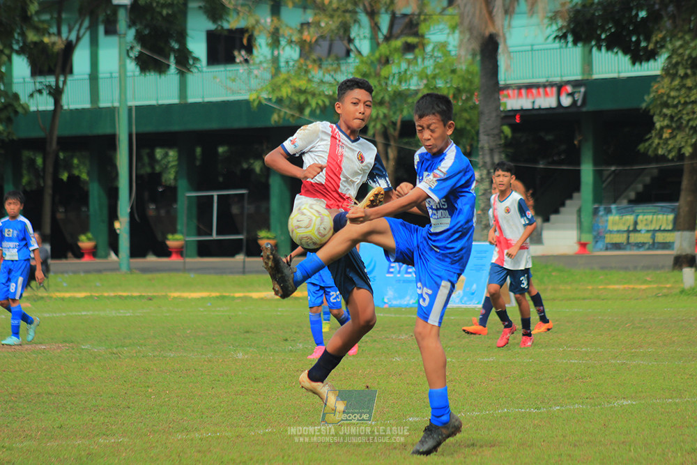 ijl big 8 champ u12 161125 wins soccer school vs binna banua fc blue