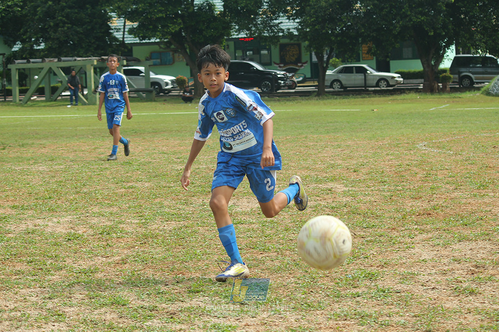ijl big 8 champ u12 161125 wins soccer school vs binna banua fc blue