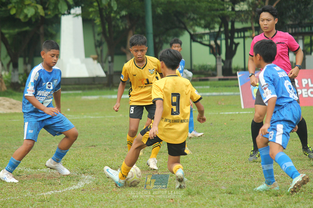 ijl big 8 champ u12 161125 wins soccer school vs newland fa