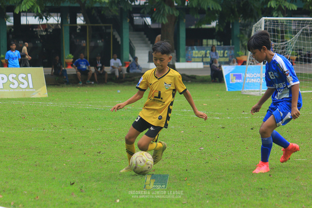 ijl big 8 champ u12 161125 wins soccer school vs newland fa