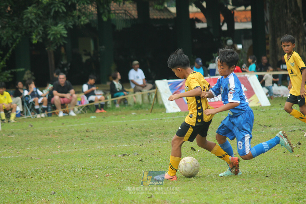 ijl big 8 champ u12 161125 wins soccer school vs newland fa