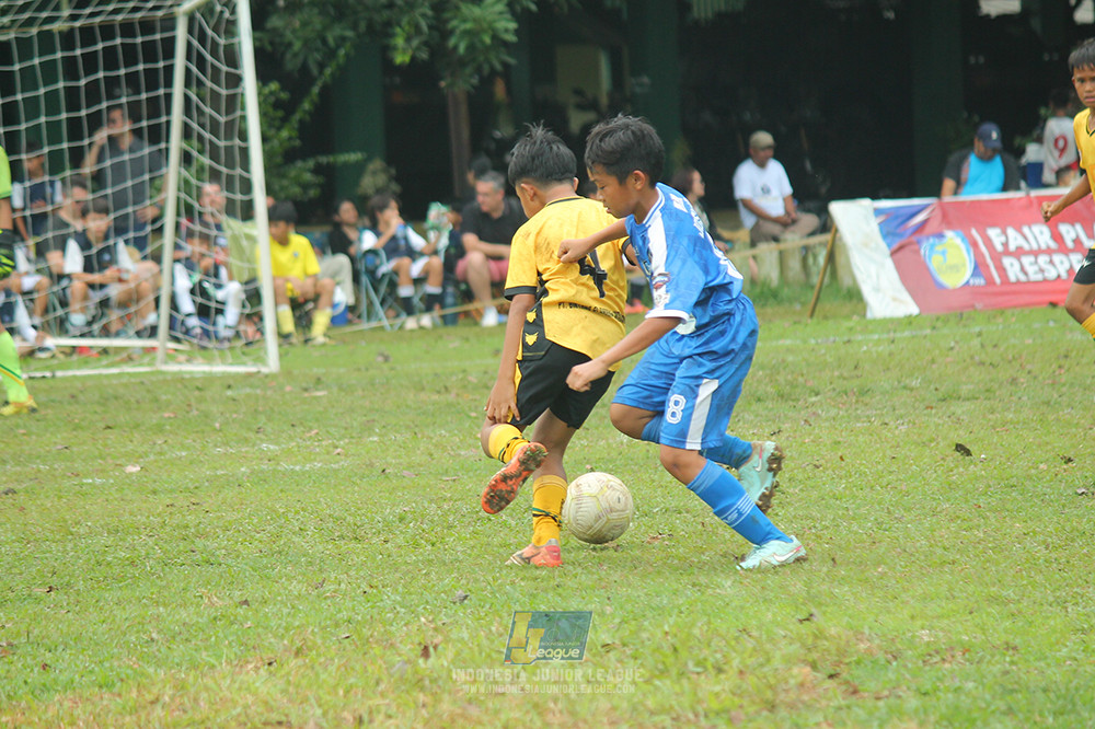 ijl big 8 champ u12 161125 wins soccer school vs newland fa