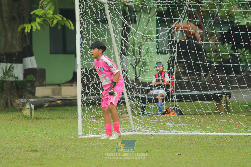ijl big 8 champ u12 161125 wins soccer school vs newland fa