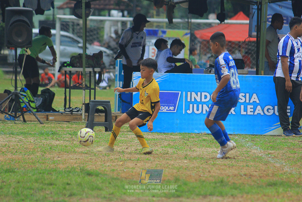 ijl big 8 champ u12 161125 wins soccer school vs newland fa