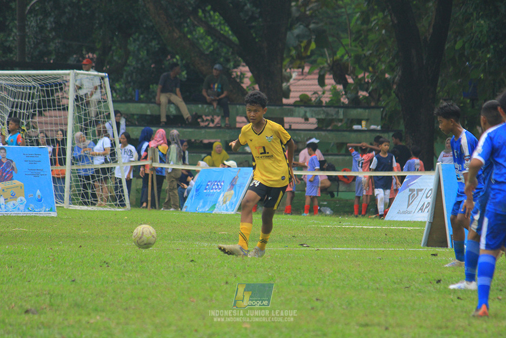 ijl big 8 champ u12 161125 wins soccer school vs newland fa