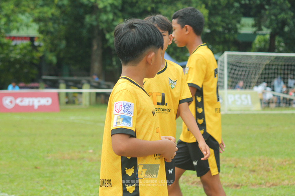 ijl big 8 champ u12 161125 wins soccer school vs newland fa