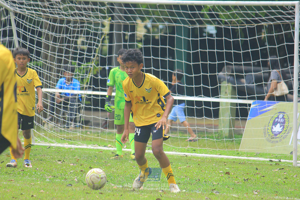 ijl big 8 champ u12 161125 wins soccer school vs newland fa