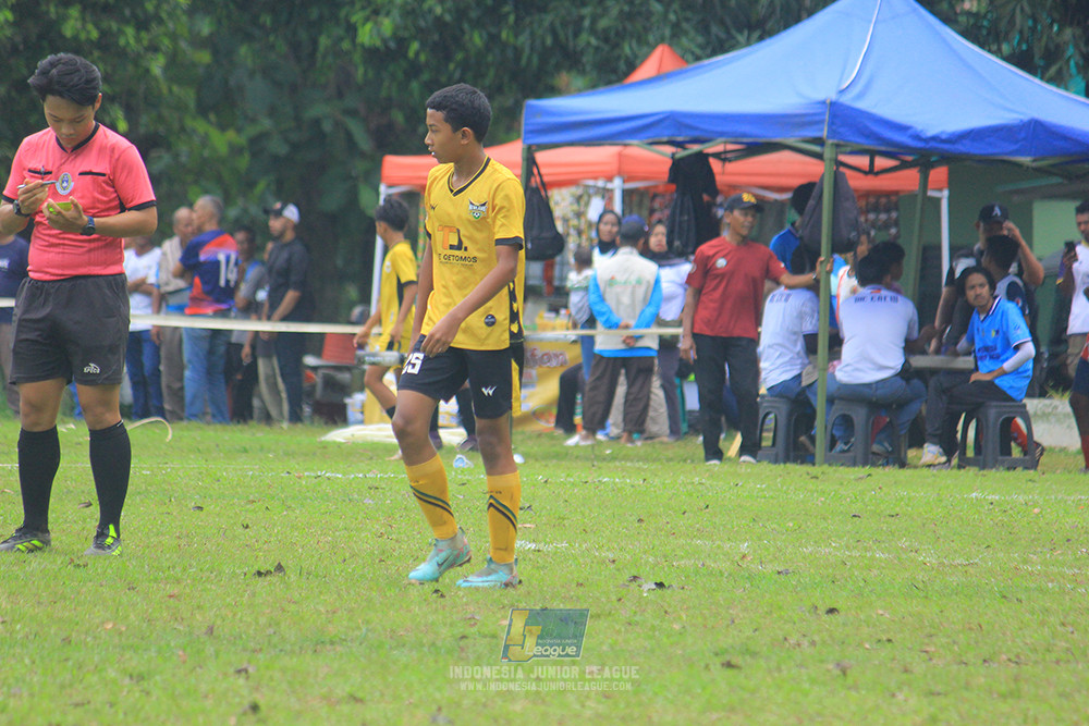 ijl big 8 champ u12 161125 wins soccer school vs newland fa