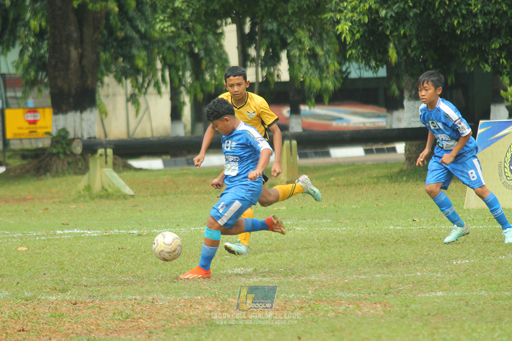 ijl big 8 champ u12 161125 wins soccer school vs newland fa