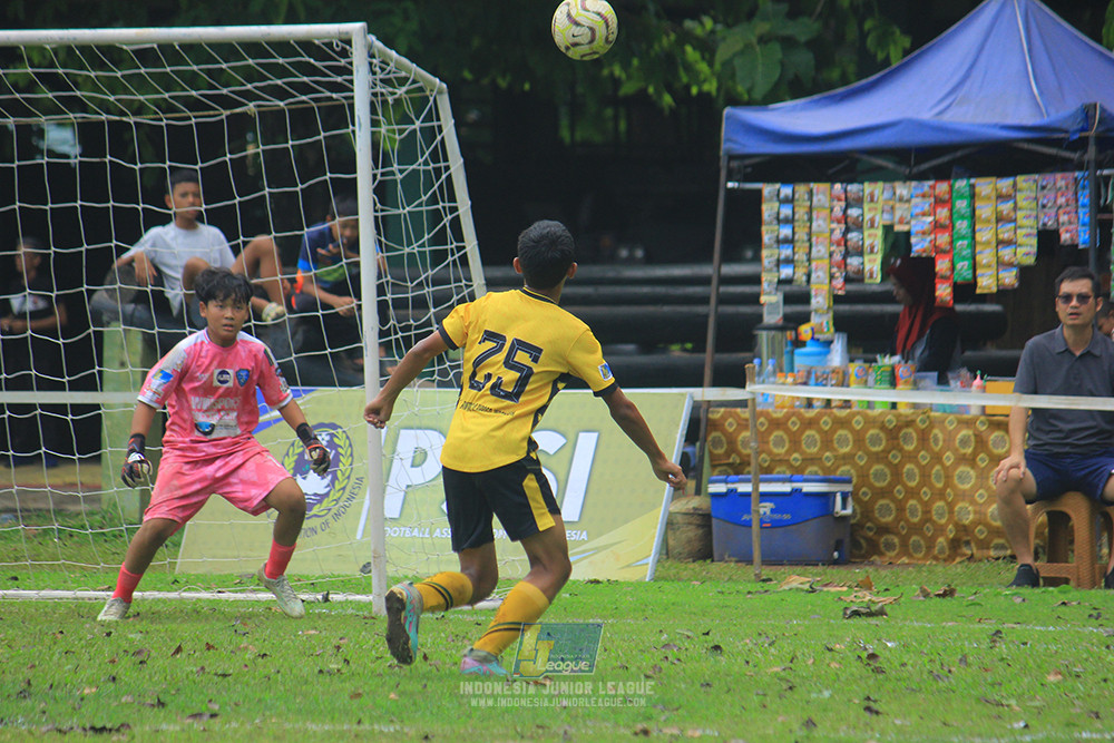 ijl big 8 champ u12 161125 wins soccer school vs newland fa
