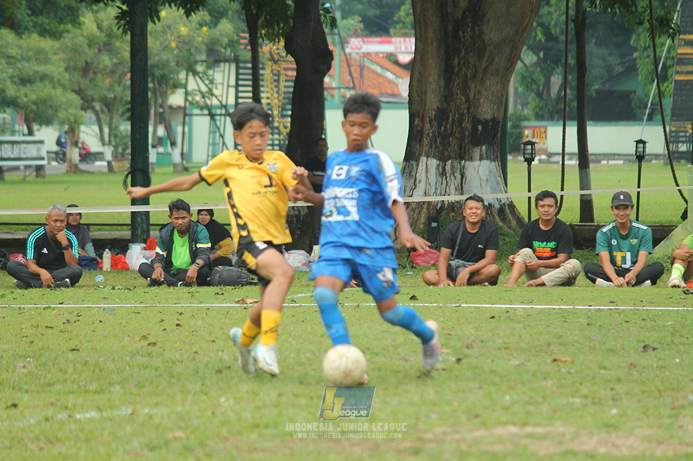 ijl big 8 champ u12 161125 wins soccer school vs newland fa