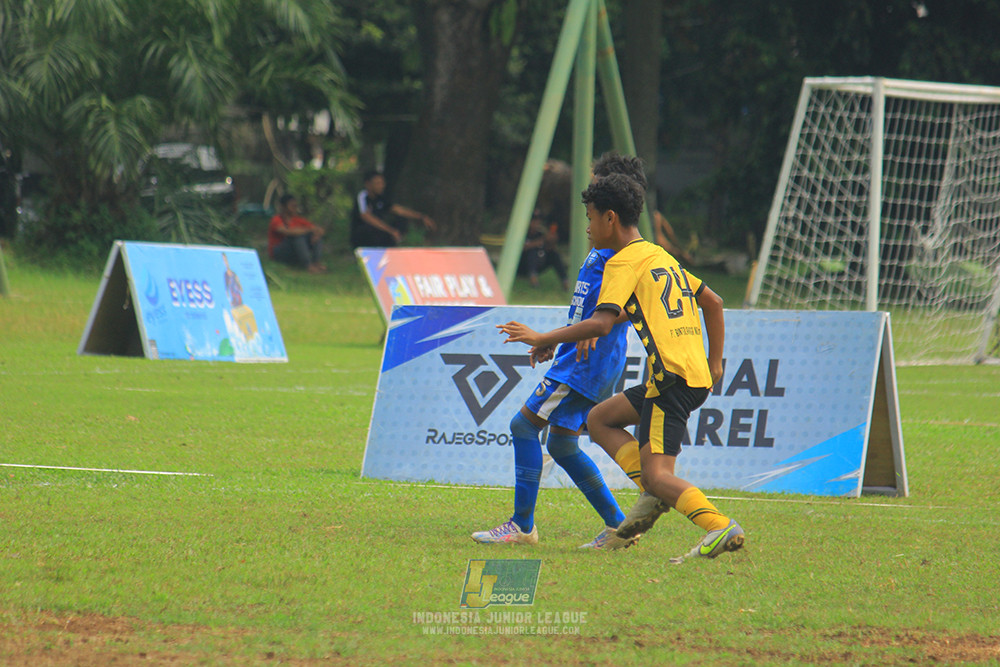 ijl big 8 champ u12 161125 wins soccer school vs newland fa
