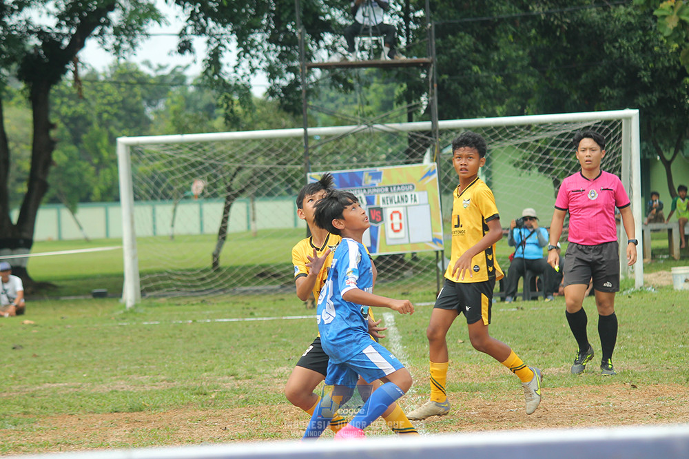 ijl big 8 champ u12 161125 wins soccer school vs newland fa