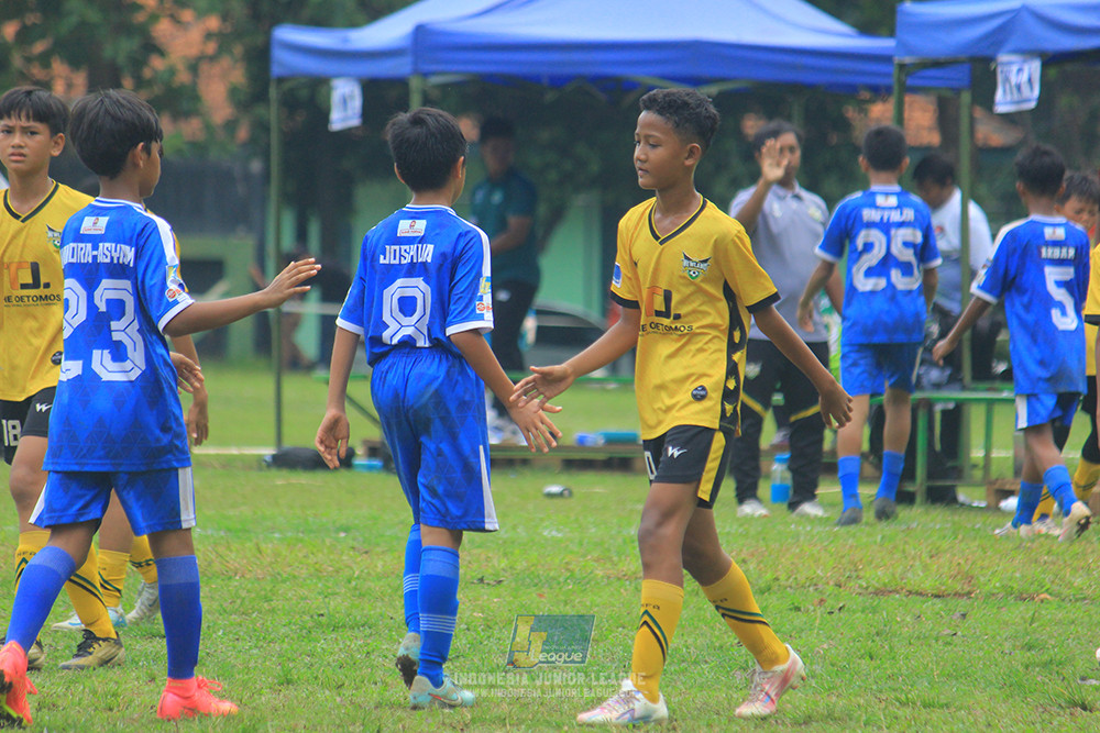 ijl big 8 champ u12 161125 wins soccer school vs newland fa